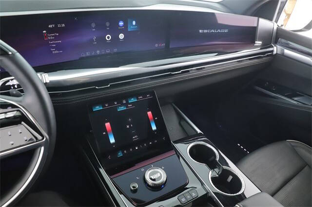 2025 Cadillac Escalade ESV Sport