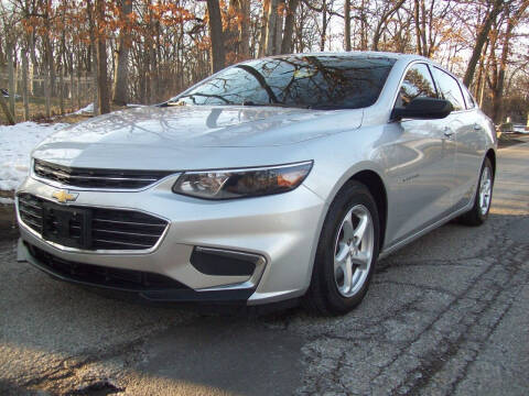 2017 Chevrolet Malibu for sale at Edgewater of Mundelein Inc in Wauconda IL