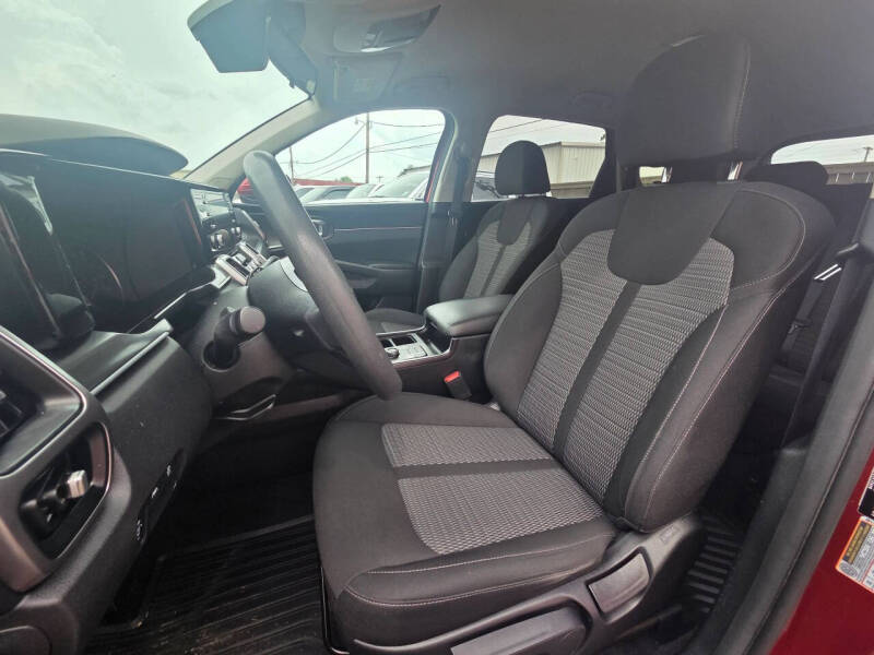 2022 Kia Sorento LX