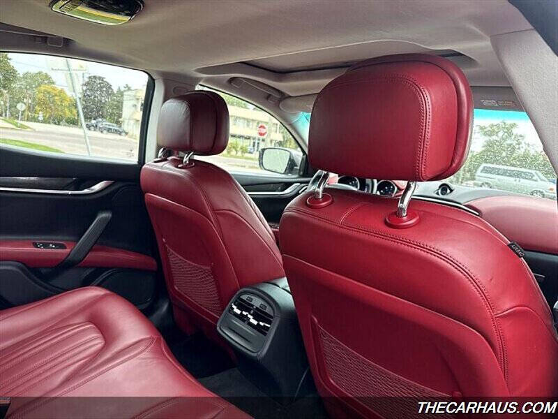 2015 Maserati Ghibli