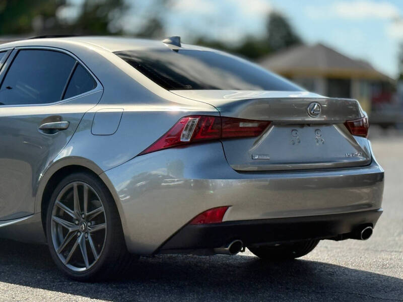 2015 Lexus IS 250 Crafted Line