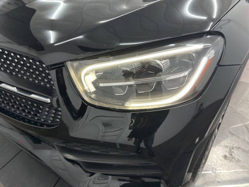 2021 Mercedes-Benz GLC GLC 300