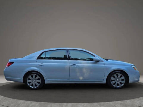 2005 Toyota Avalon Touring