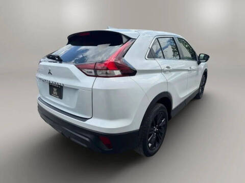 2024 Mitsubishi Eclipse Cross LE