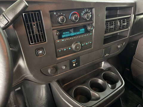 2017 Chevrolet Express 2500