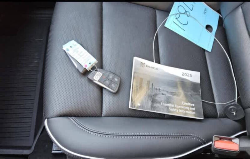 2025 Buick Enclave Avenir