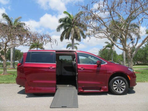 2021 Chrysler Pacifica Touring L