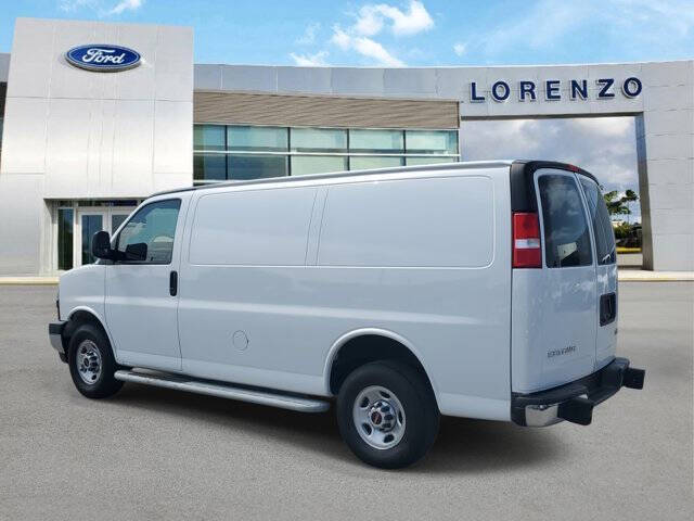 2023 GMC Savana 2500