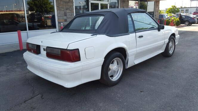 1990 Ford Mustang GT