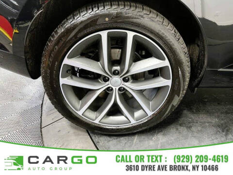 2025 Land Rover Range Rover P400 SE LWB