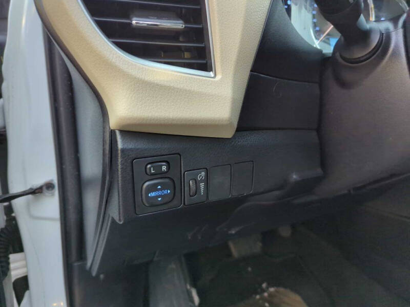 2015 Toyota Corolla LE Plus