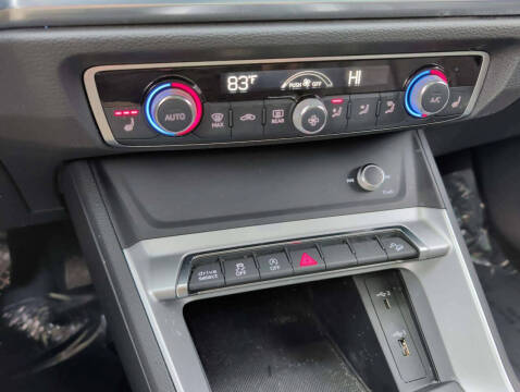 2019 Audi Q3 quattro Premium 45 TFSI