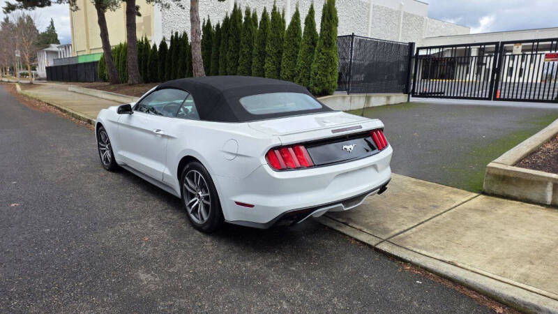 2015 Ford Mustang EcoBoost Premium