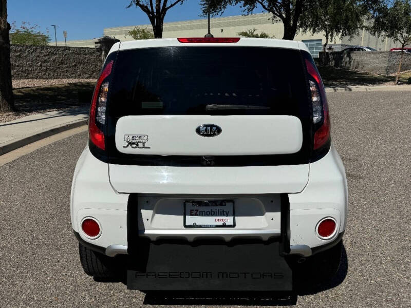 2018 Kia Soul +