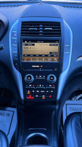 2016 Lincoln MKC Select