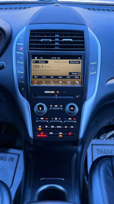 2016 Lincoln MKC Select