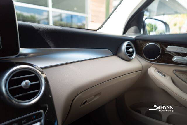 2019 Mercedes-Benz GLC GLC 300