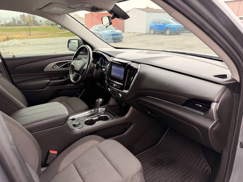 2020 Chevrolet Traverse LT Cloth