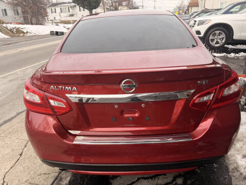 2016 Nissan Altima 2.5 SR