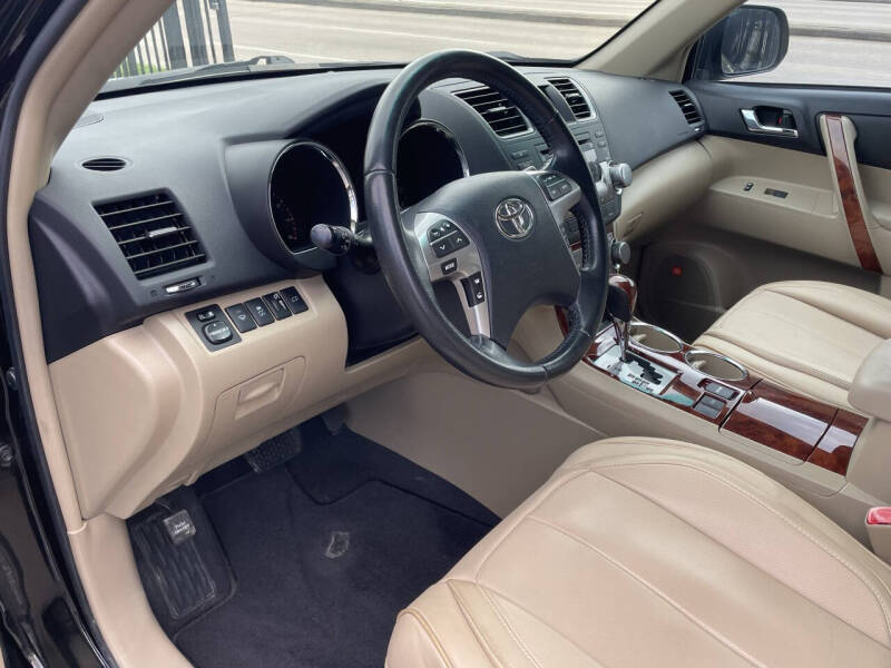 2011 Toyota Highlander Limited