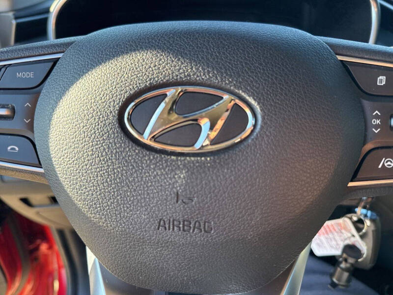 2021 Hyundai Santa Fe SE