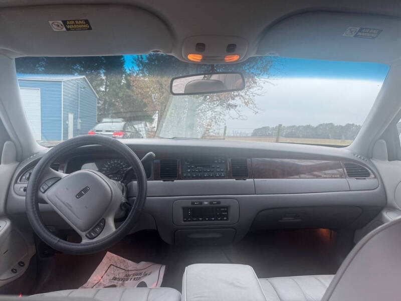 1998 Lincoln Town Car Executive