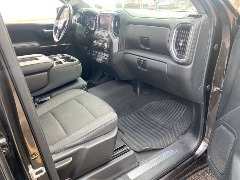 2019 GMC Sierra 1500 SLE photo 26