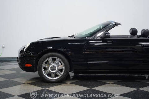 2005 Ford Thunderbird Deluxe