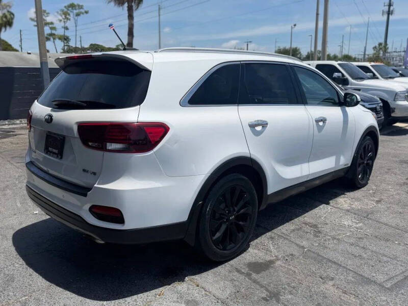 2020 Kia Sorento EX V6