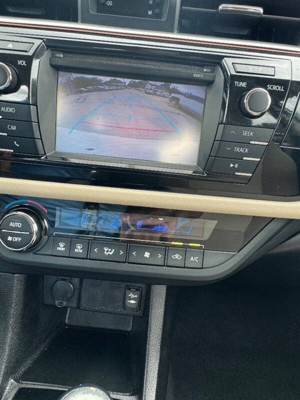 2016 Toyota Corolla LE