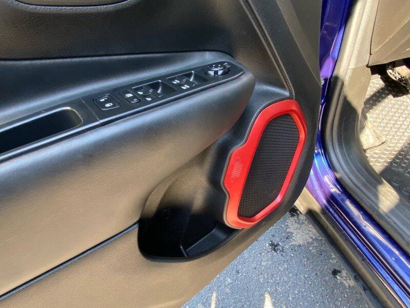 2017 Jeep Renegade Trailhawk