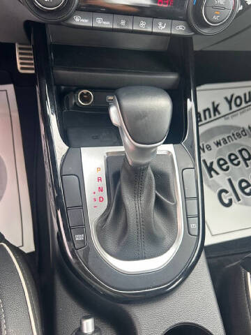 2022 Kia Forte GT Line