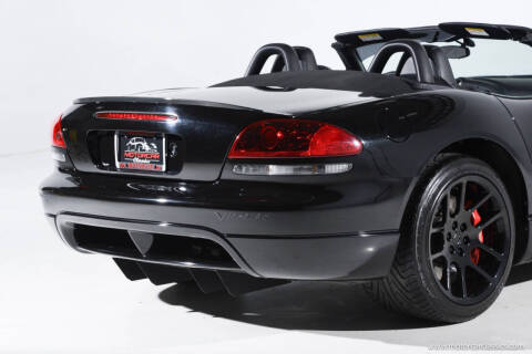 2004 Dodge Viper SRT-10