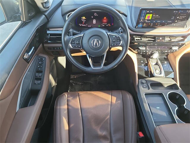 2025 Acura MDX w/Tech