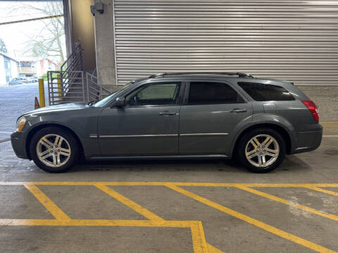 2005 Dodge Magnum RT
