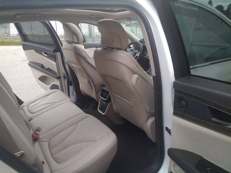 2019 Lincoln Nautilus Reserve