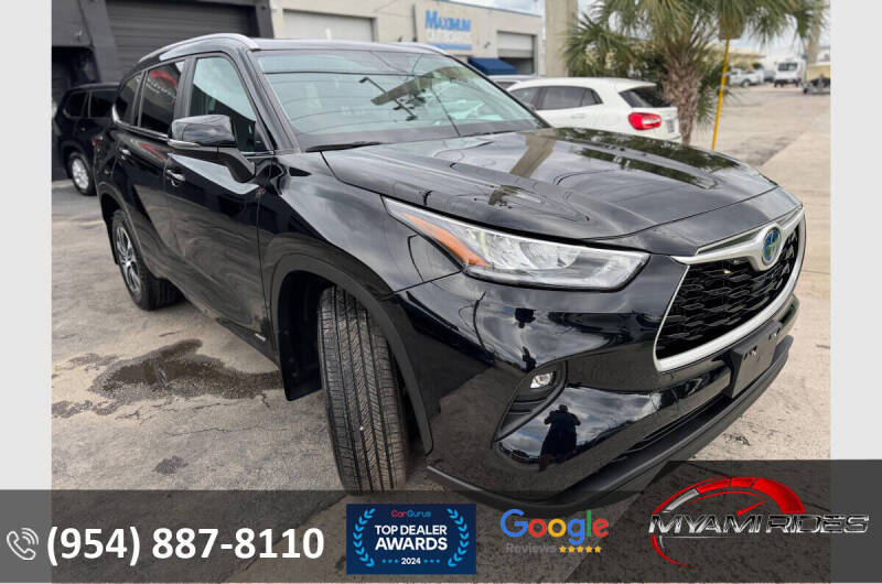 2023 Toyota Highlander Hybrid XLE