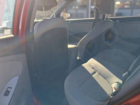 2017 Hyundai Accent Value Edition