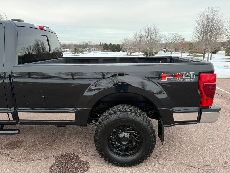 2022 Ford F-350 Super Duty Lariat