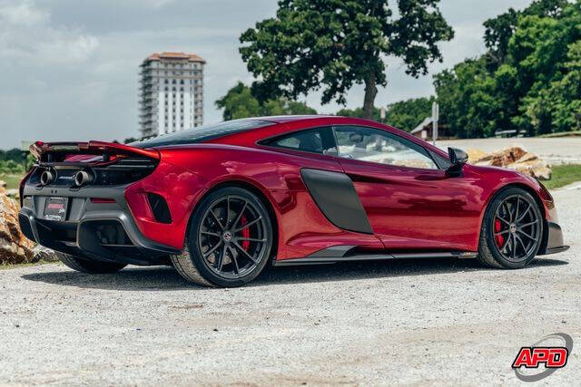 2016 McLaren 675LT