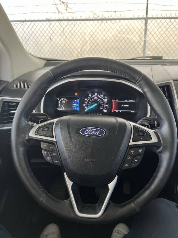 2017 Ford Edge SEL