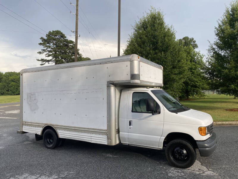 2006 Ford E-Series E-450 SD