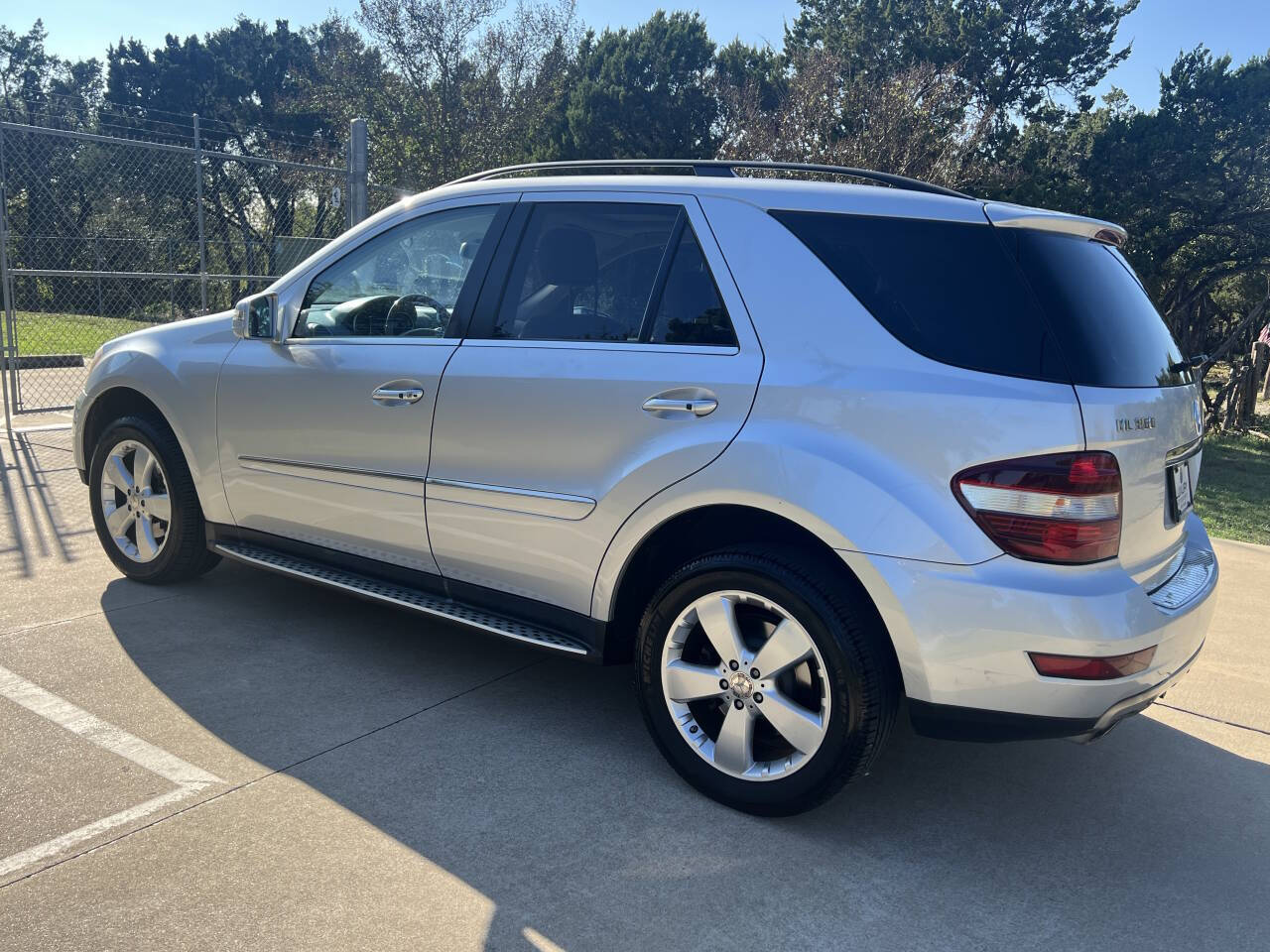 Used Car 2011 Mercedes-benz M-class  Ml 350 4dr Suv For Sale Under $10,000 In Austin, Texas