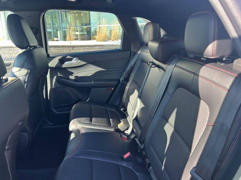 2026 Ford Escape Hybrid ST-Line Select