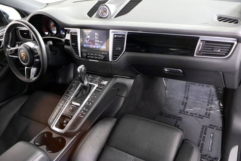 2017 Porsche Macan S