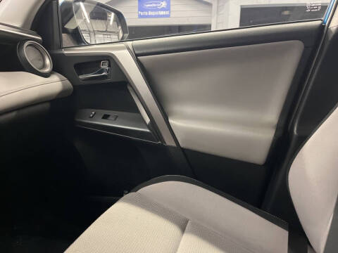 2017 Toyota RAV4 Hybrid XLE