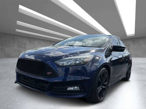 2016 Ford Focus for sale at PHIL SMITH AUTOMOTIVE GROUP - Tallahassee Ford Lincoln in Tallahassee FL