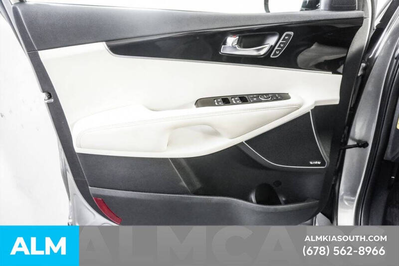 2017 Kia Sorento SX Limited V6