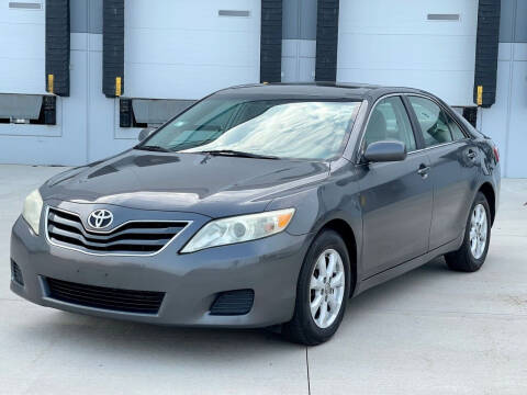 2011 Toyota Camry for sale at Clutch Motors in Lake Bluff IL