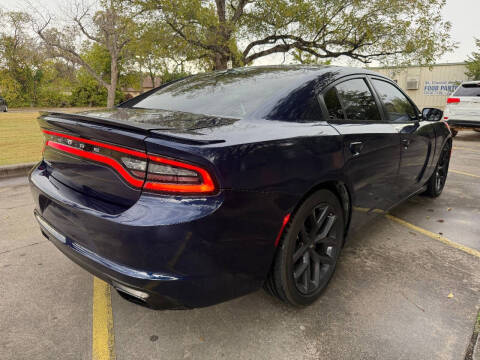 2016 Dodge Charger SE